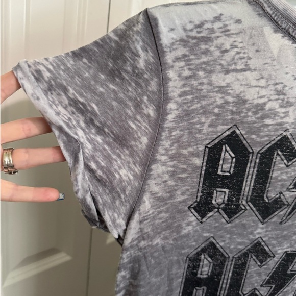 Oddpeople AC/DC Vintage Gray and Black Lightning Bolt Short Sleeve Tee - Picture 7 of 9